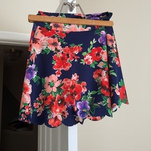 Women’s mini floral skirt.Charlotte Russe; size M.